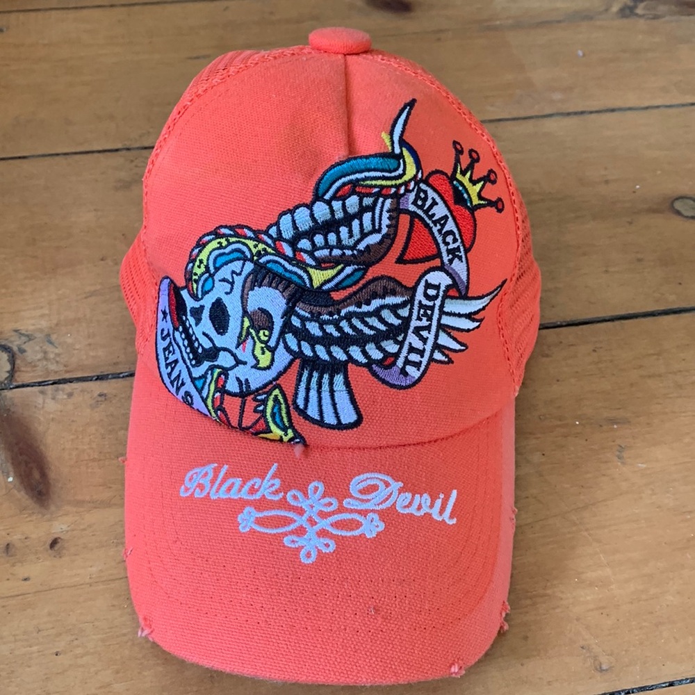 Snap back